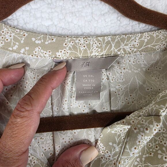 H&M Green White Ditsy Floral Long Sleeve V Neck Shift A Line Dress Size XXL - Picture 5 of 14